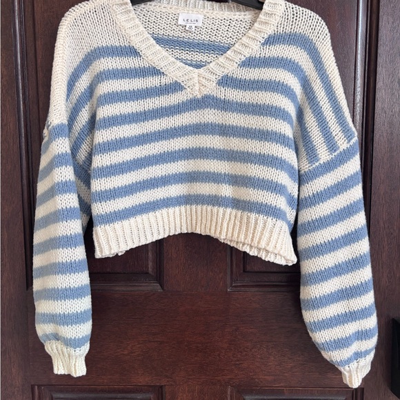 Le Lis Sweaters - Le Lis Striped Cropped V-Neck Sweater in Cream and Light Blue